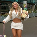 WWE_Friday_Night_SmackDown_2025_01_10_1080p_NETFLiX_h264-Star_mp40055~0.jpg