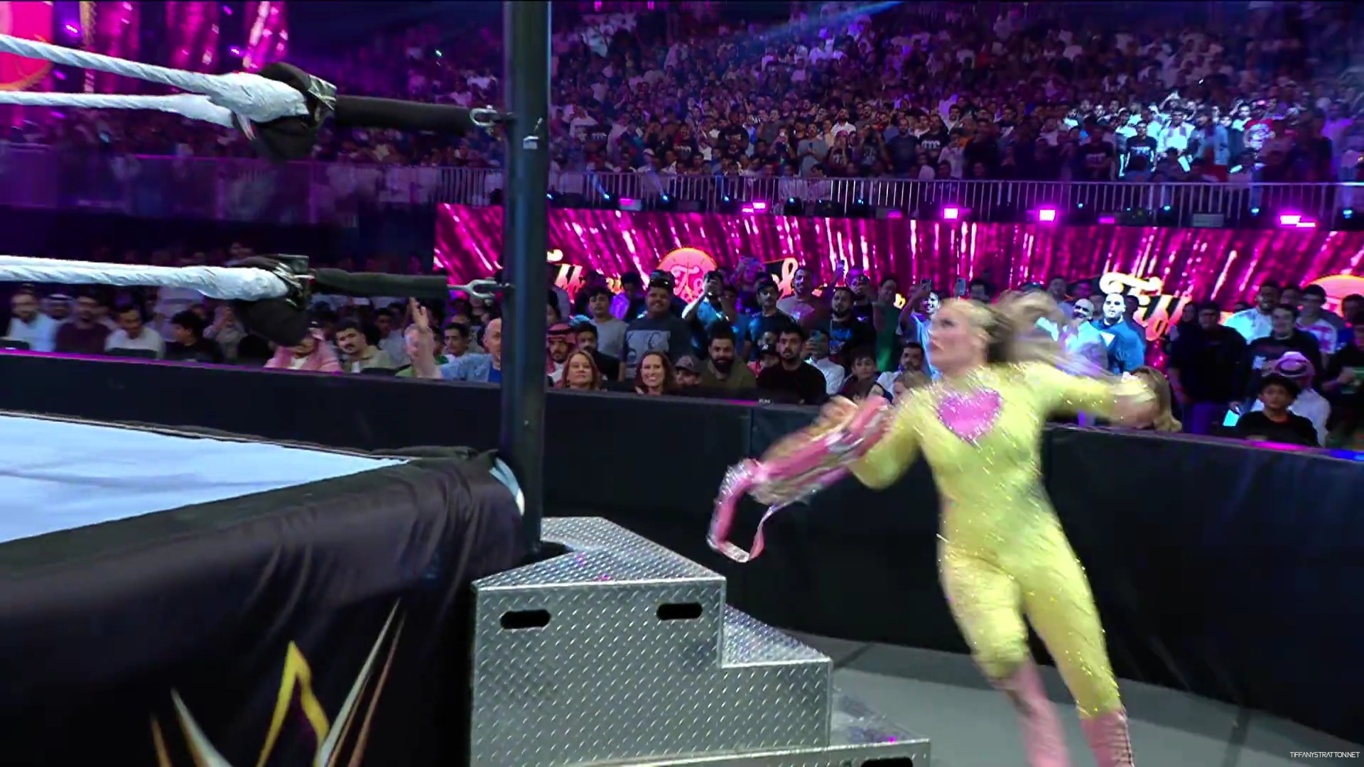WWE_Crown_Jewel_2024_VOD_Version_1080p_WEB_h264-HEEL_mp40020.jpg