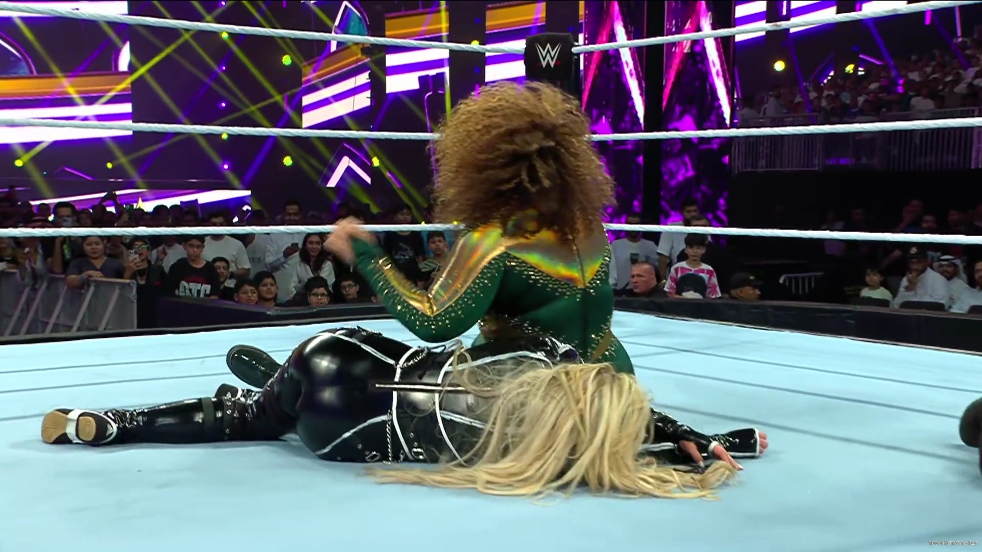 WWE_Crown_Jewel_2024_VOD_Version_1080p_WEB_h264-HEEL_mp40117.jpg