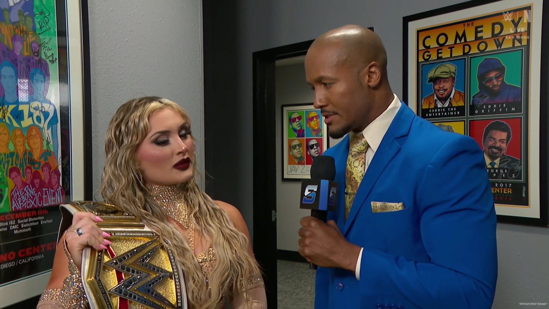 WWE_Friday_Night_SmackDown_2025_01_17_1080p_NETFLiX_h264-Star_mp40071.jpg