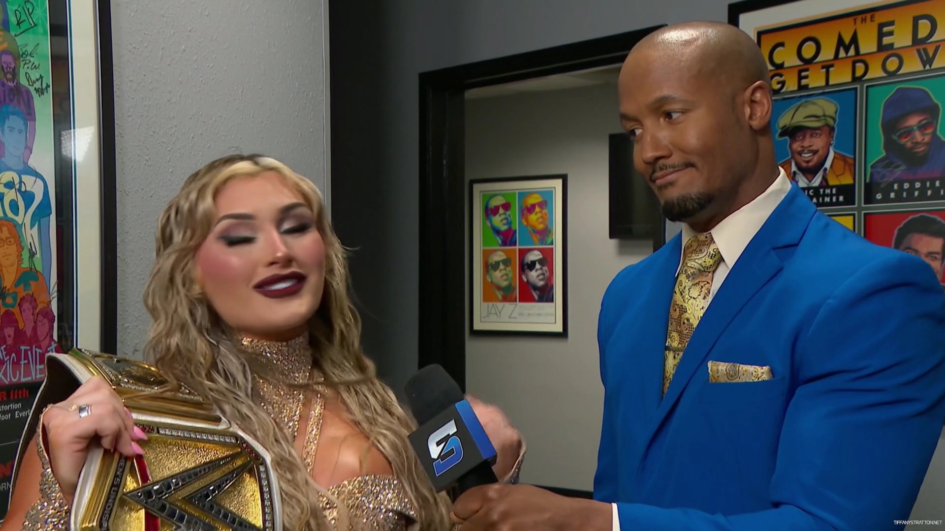 WWE_Friday_Night_SmackDown_2025_01_17_1080p_NETFLiX_h264-Star_mp40108.jpg