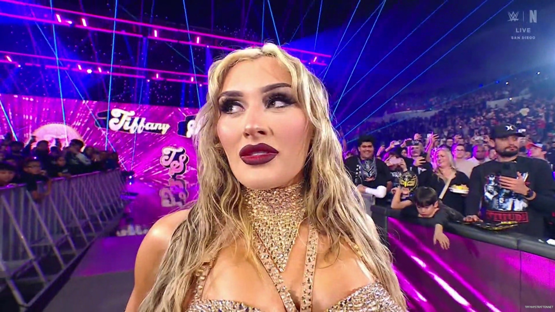 WWE_Friday_Night_SmackDown_2025_01_17_1080p_NETFLiX_h264-Star_mp40148.jpg