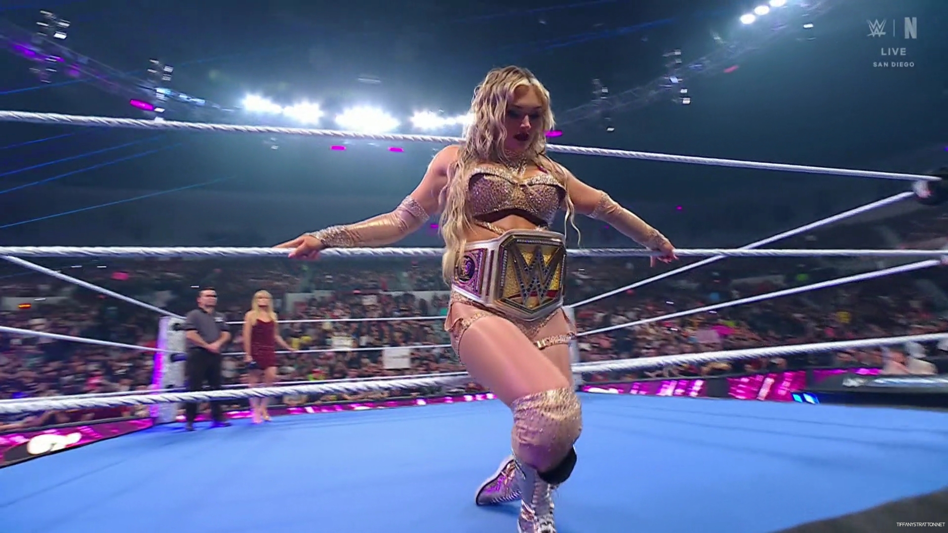 WWE_Friday_Night_SmackDown_2025_01_17_1080p_NETFLiX_h264-Star_mp40160.jpg