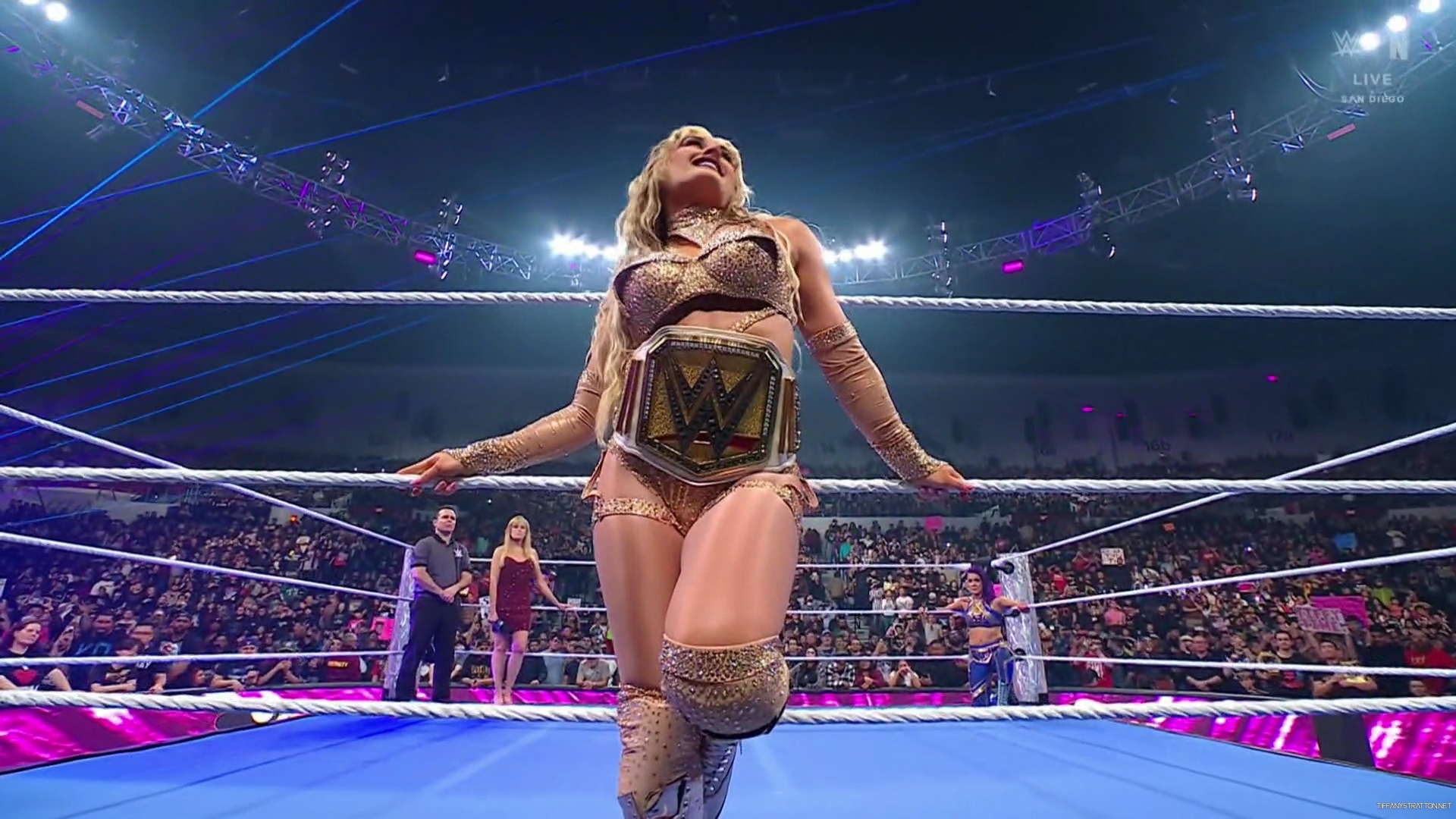 WWE_Friday_Night_SmackDown_2025_01_17_1080p_NETFLiX_h264-Star_mp40164.jpg