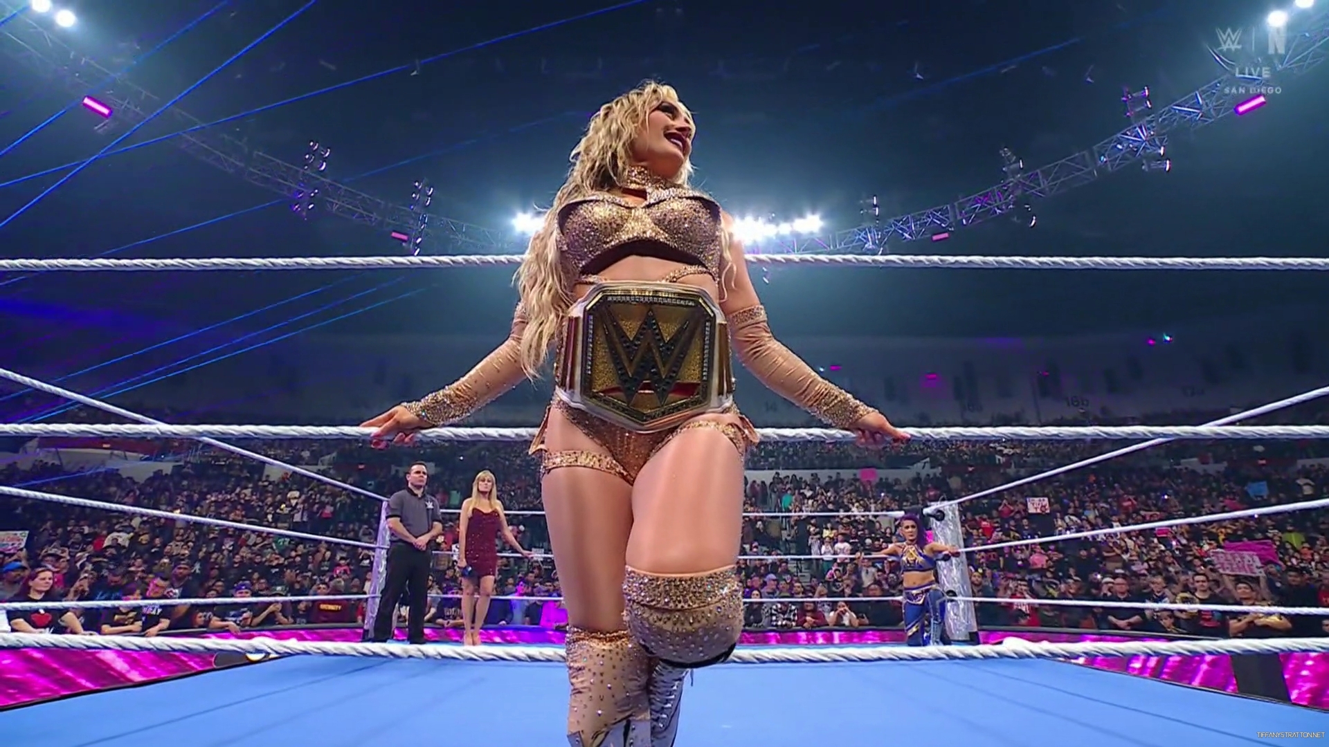 WWE_Friday_Night_SmackDown_2025_01_17_1080p_NETFLiX_h264-Star_mp40165.jpg