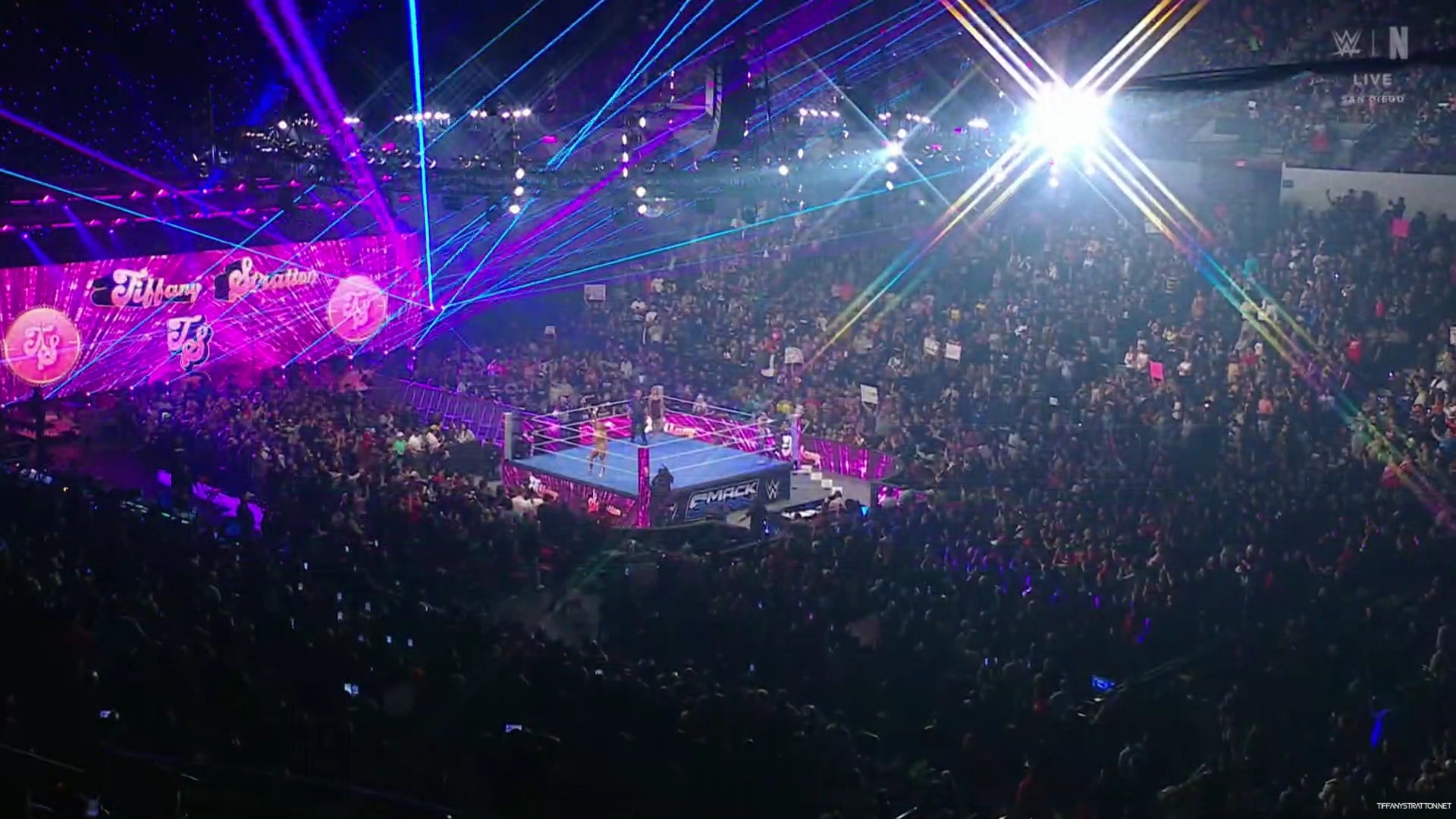 WWE_Friday_Night_SmackDown_2025_01_17_1080p_NETFLiX_h264-Star_mp40183.jpg