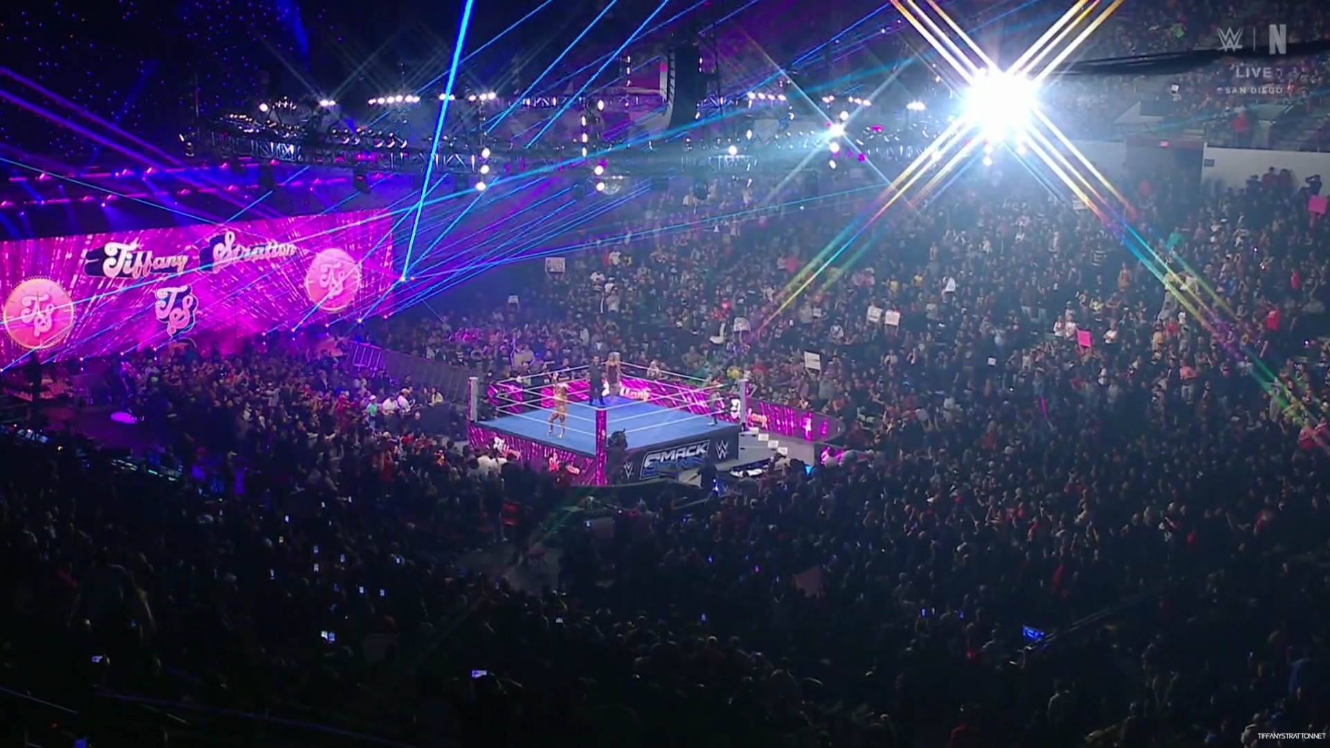 WWE_Friday_Night_SmackDown_2025_01_17_1080p_NETFLiX_h264-Star_mp40184.jpg