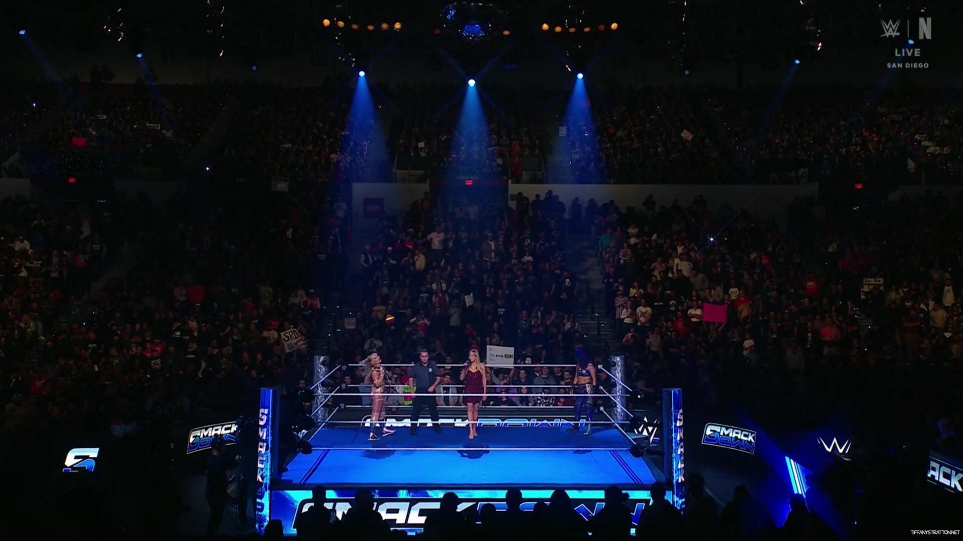 WWE_Friday_Night_SmackDown_2025_01_17_1080p_NETFLiX_h264-Star_mp40203.jpg