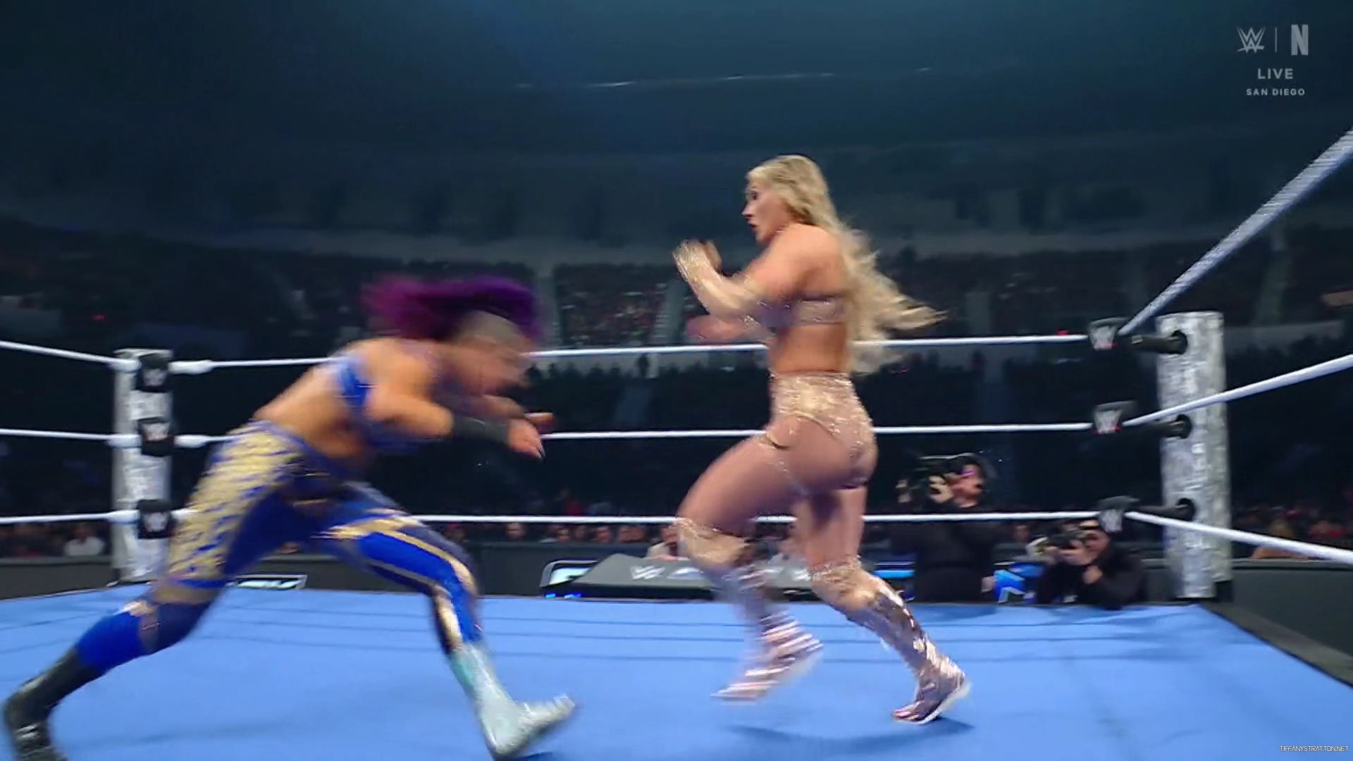 WWE_Friday_Night_SmackDown_2025_01_17_1080p_NETFLiX_h264-Star_mp40315.jpg