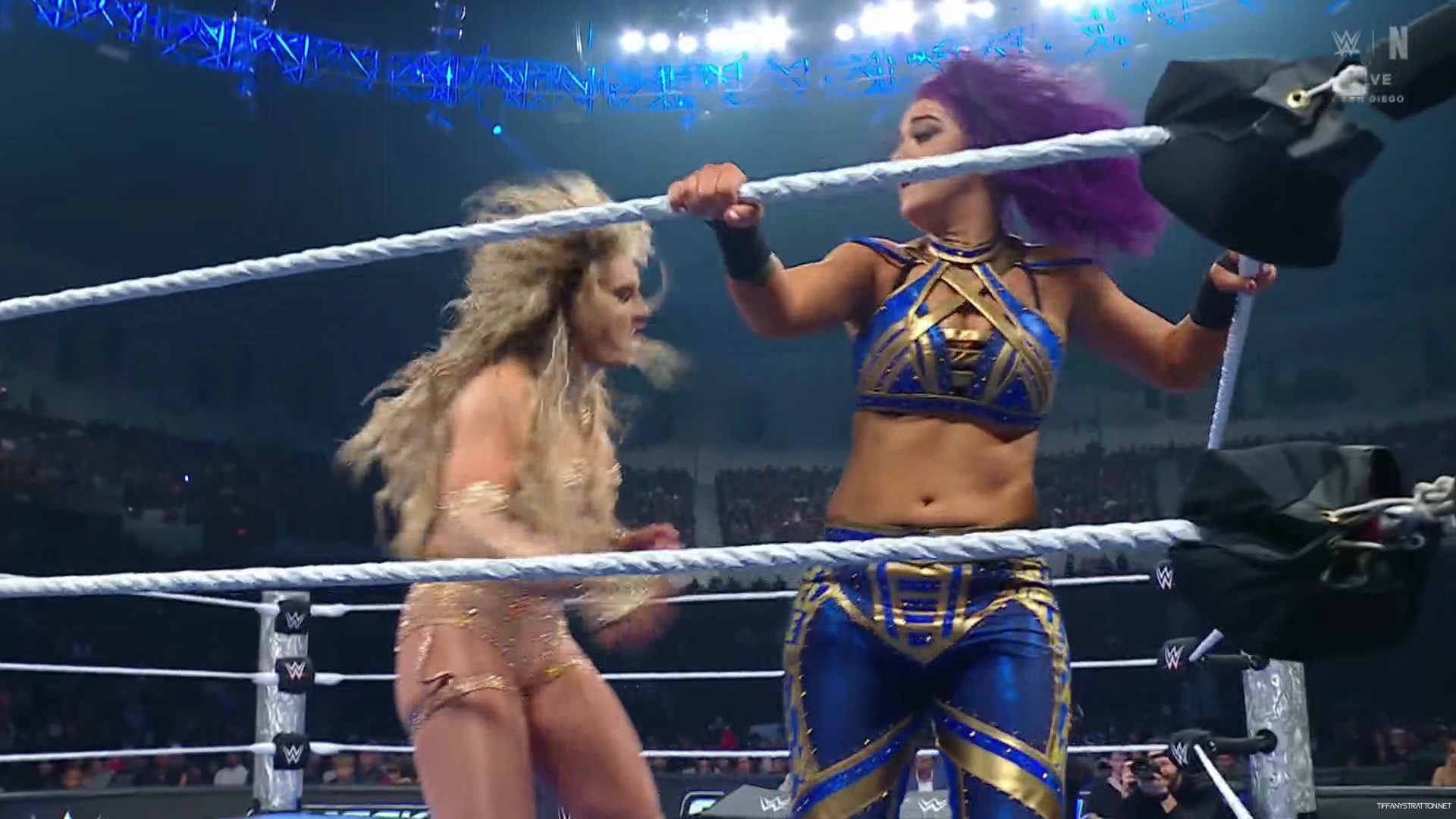 WWE_Friday_Night_SmackDown_2025_01_17_1080p_NETFLiX_h264-Star_mp40375.jpg