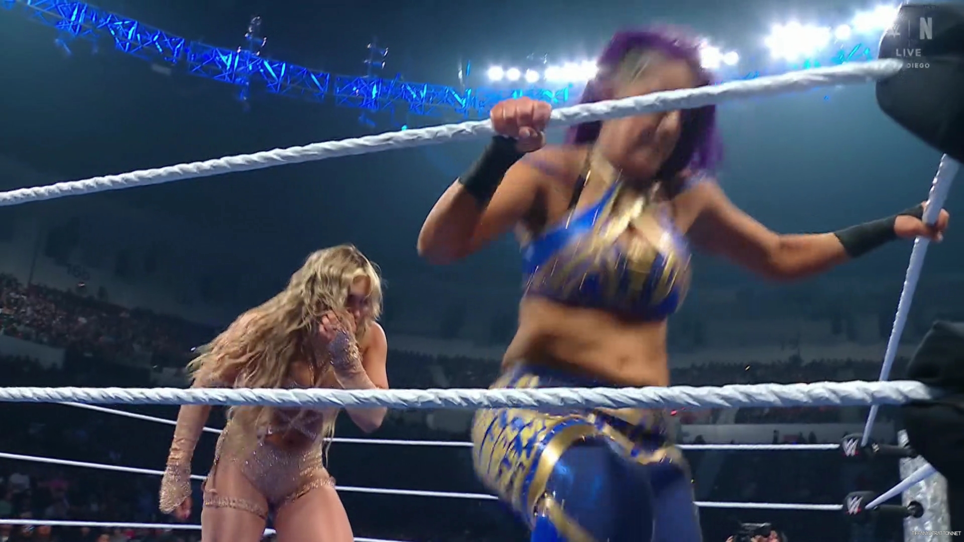 WWE_Friday_Night_SmackDown_2025_01_17_1080p_NETFLiX_h264-Star_mp40376.jpg