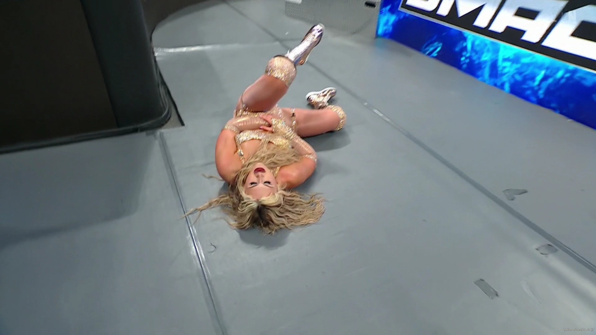 WWE_Friday_Night_SmackDown_2025_01_17_1080p_NETFLiX_h264-Star_mp40402.jpg