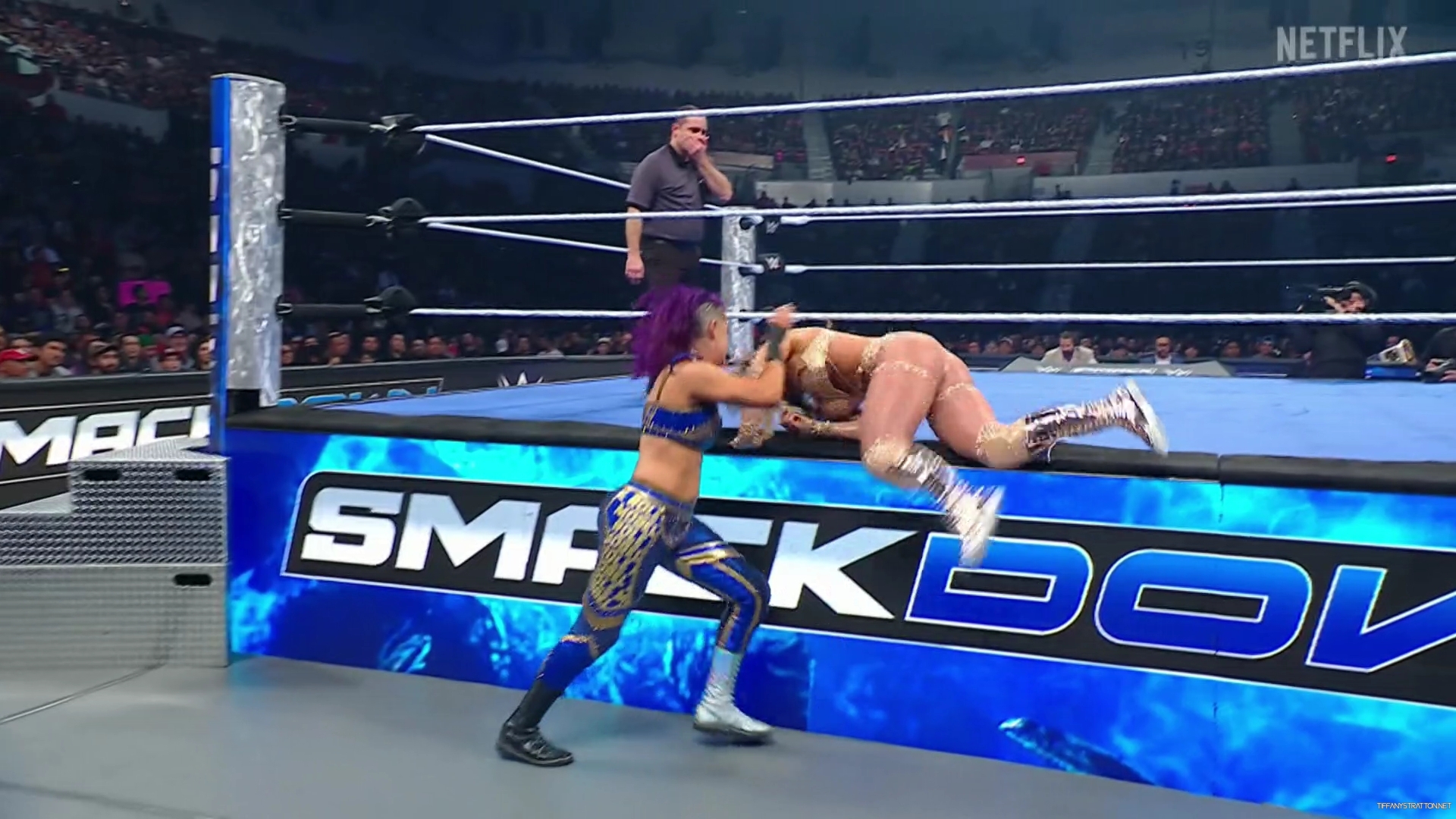 WWE_Friday_Night_SmackDown_2025_01_17_1080p_NETFLiX_h264-Star_mp40414.jpg