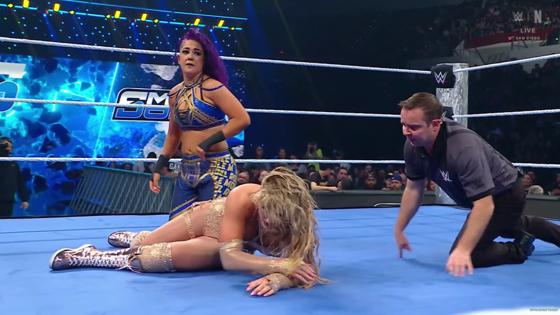 WWE_Friday_Night_SmackDown_2025_01_17_1080p_NETFLiX_h264-Star_mp40420.jpg