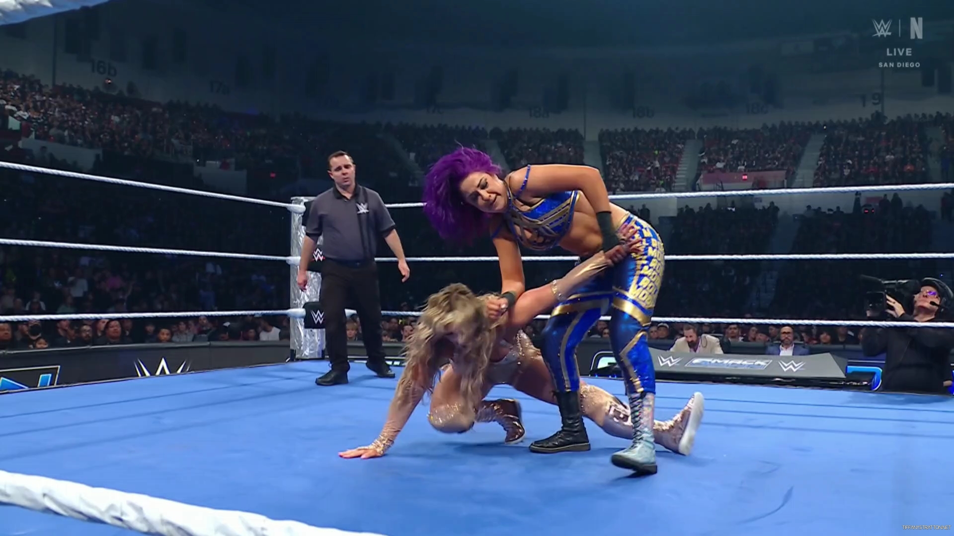 WWE_Friday_Night_SmackDown_2025_01_17_1080p_NETFLiX_h264-Star_mp40436.jpg