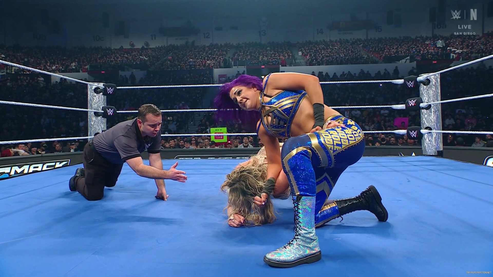 WWE_Friday_Night_SmackDown_2025_01_17_1080p_NETFLiX_h264-Star_mp40441.jpg