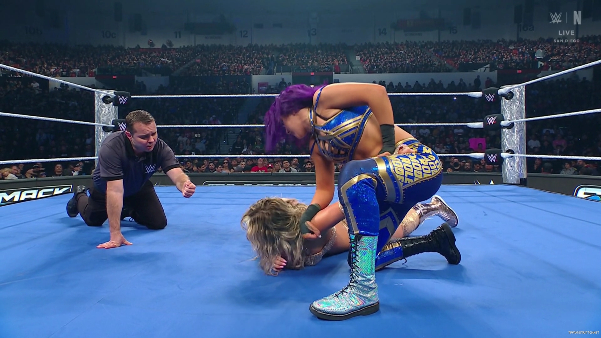 WWE_Friday_Night_SmackDown_2025_01_17_1080p_NETFLiX_h264-Star_mp40449.jpg