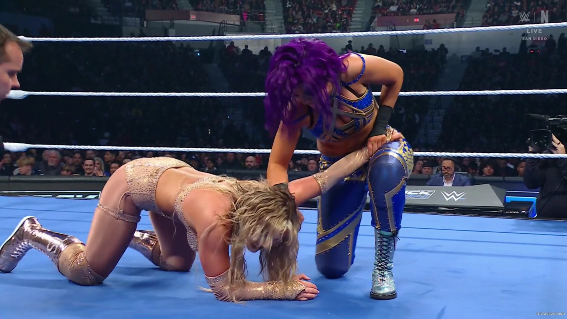 WWE_Friday_Night_SmackDown_2025_01_17_1080p_NETFLiX_h264-Star_mp40450.jpg