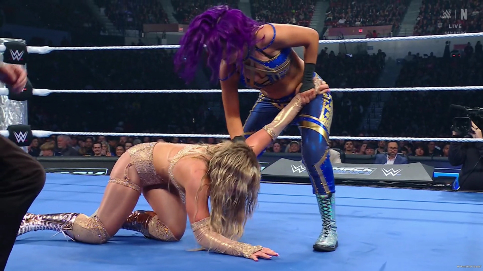 WWE_Friday_Night_SmackDown_2025_01_17_1080p_NETFLiX_h264-Star_mp40451.jpg