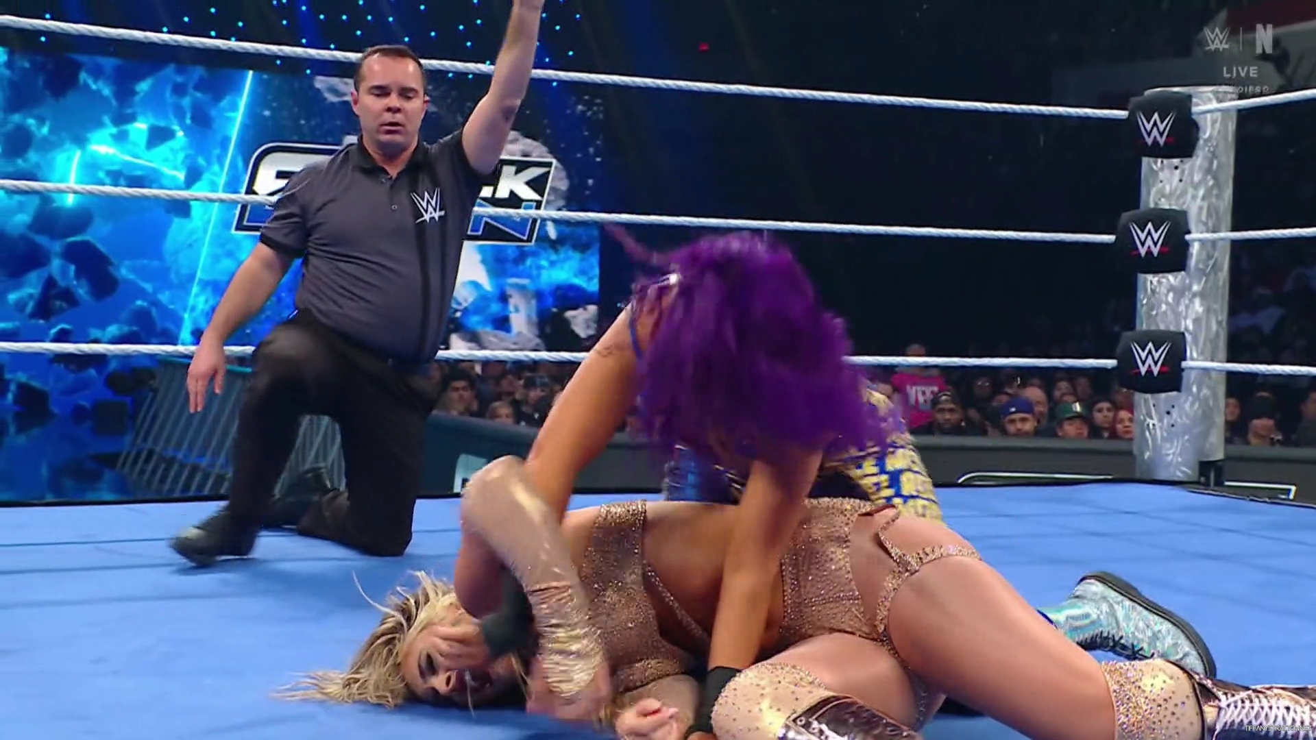WWE_Friday_Night_SmackDown_2025_01_17_1080p_NETFLiX_h264-Star_mp40467.jpg