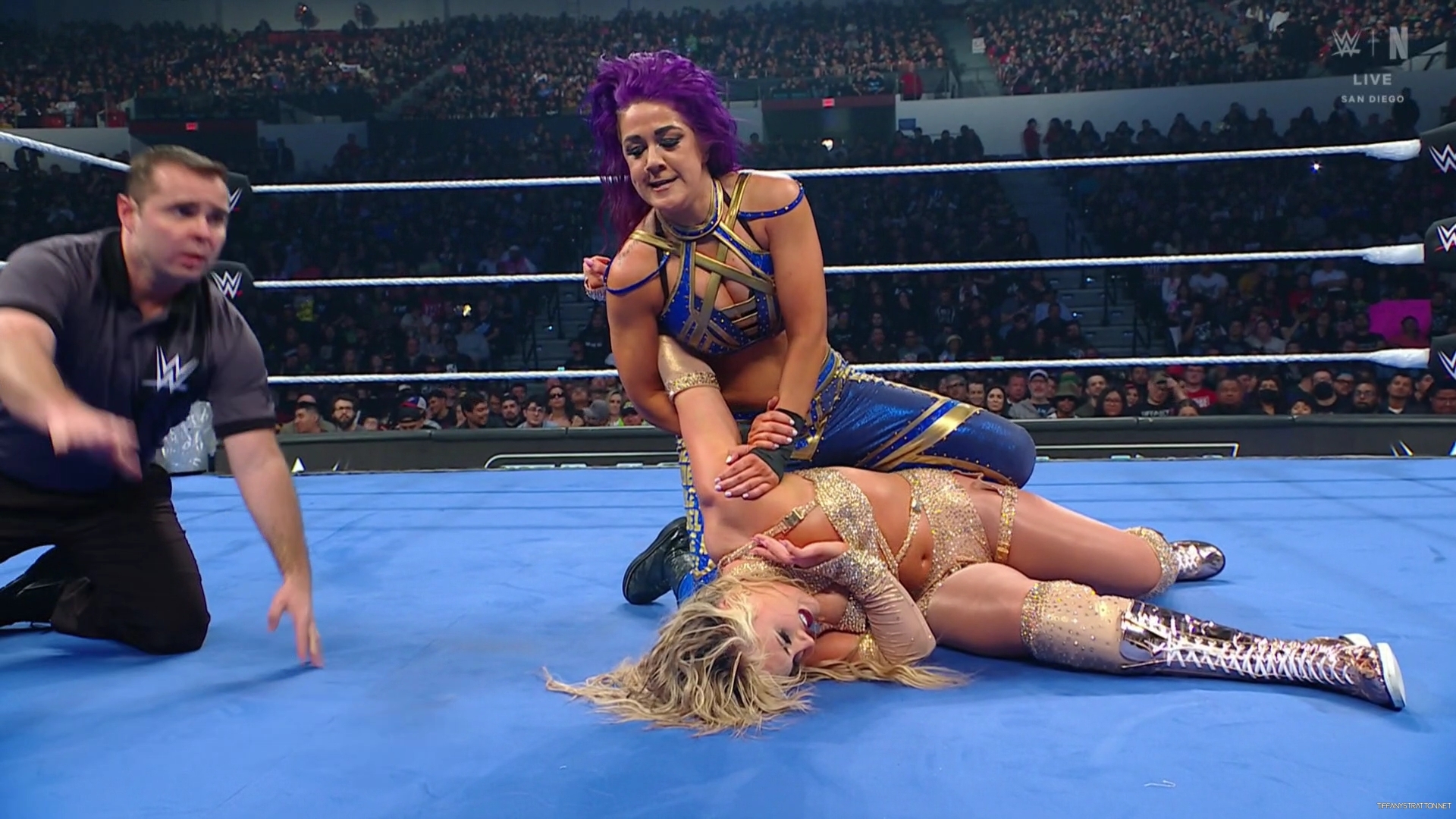 WWE_Friday_Night_SmackDown_2025_01_17_1080p_NETFLiX_h264-Star_mp40476.jpg