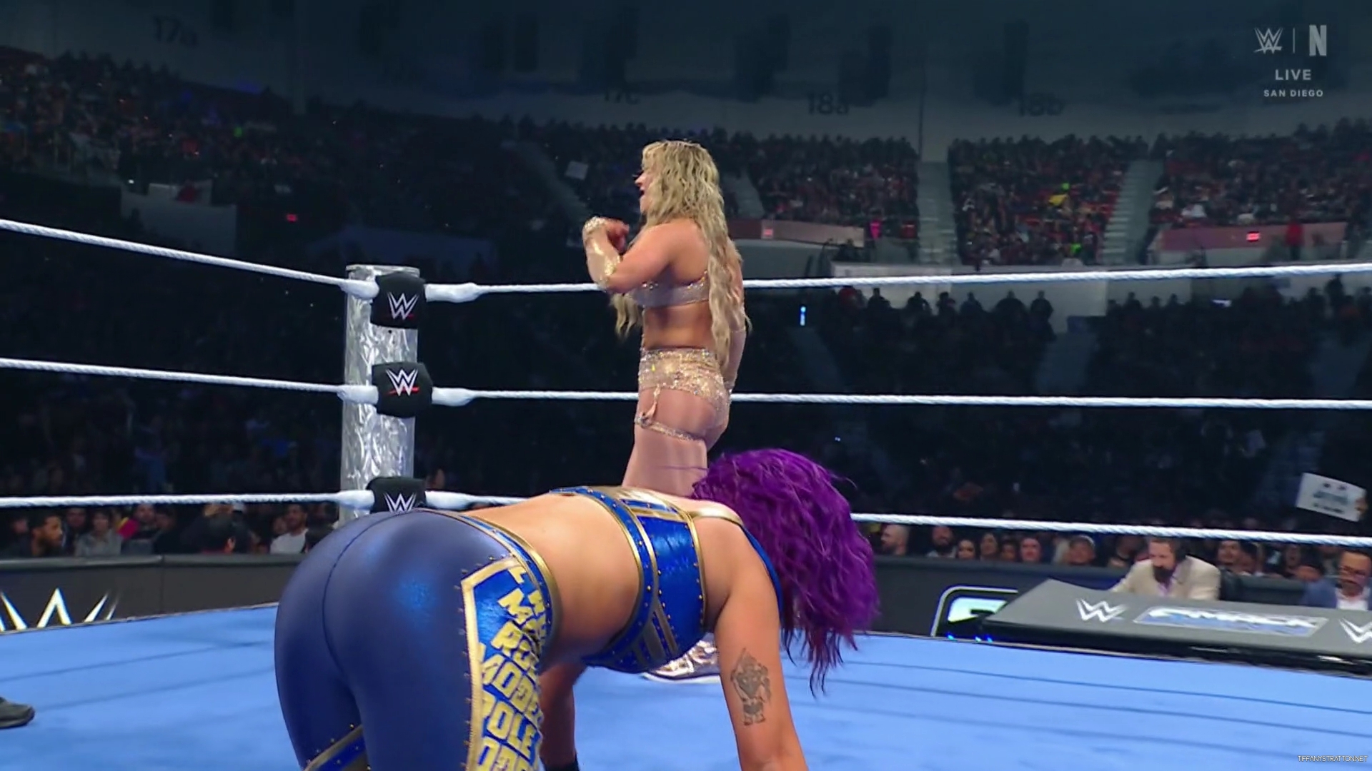 WWE_Friday_Night_SmackDown_2025_01_17_1080p_NETFLiX_h264-Star_mp40558.jpg