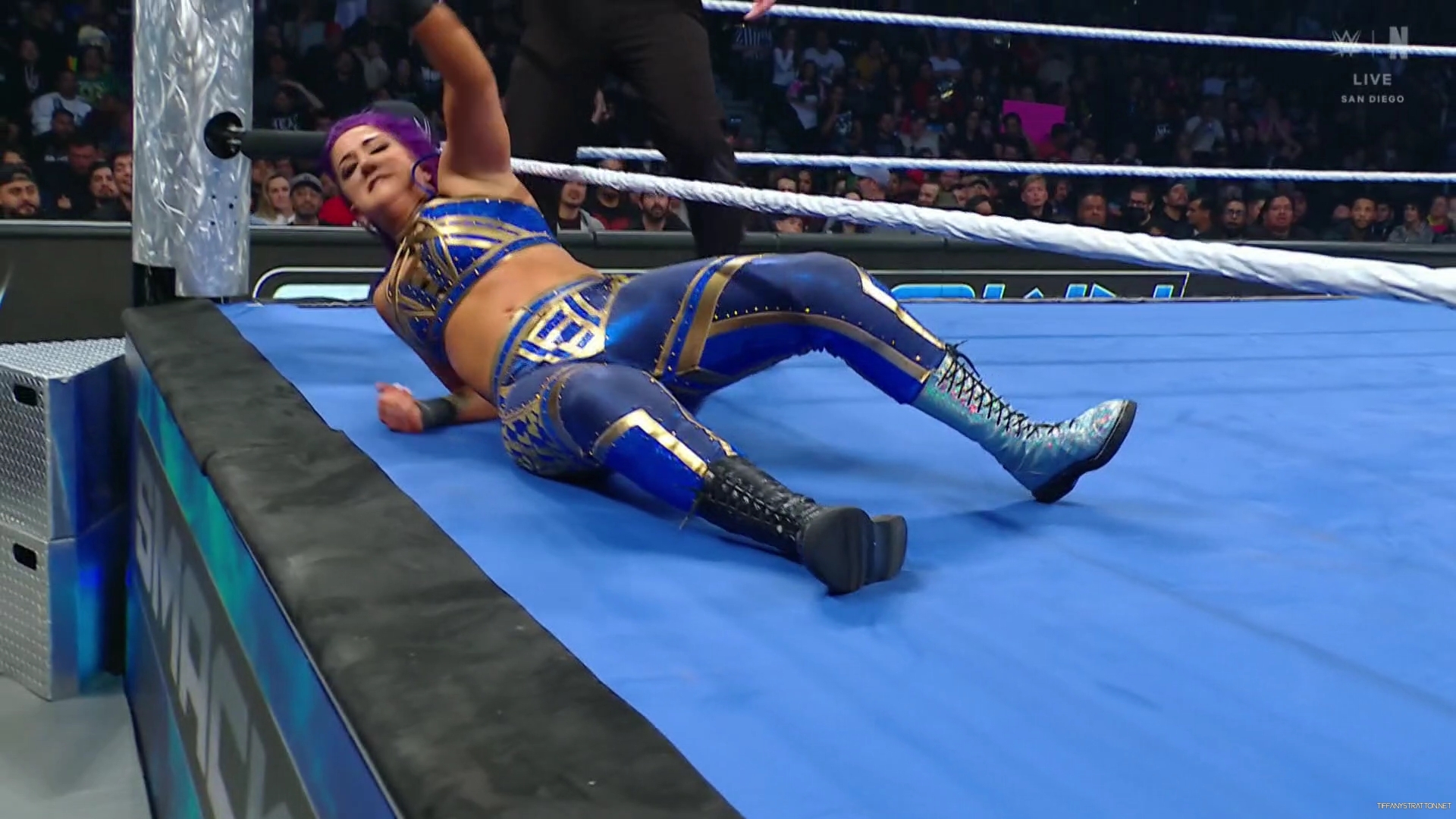 WWE_Friday_Night_SmackDown_2025_01_17_1080p_NETFLiX_h264-Star_mp40619.jpg