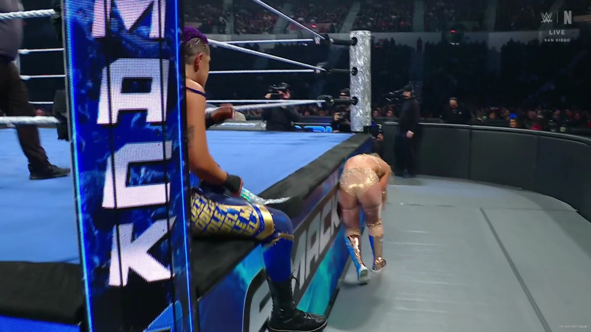 WWE_Friday_Night_SmackDown_2025_01_17_1080p_NETFLiX_h264-Star_mp40628.jpg