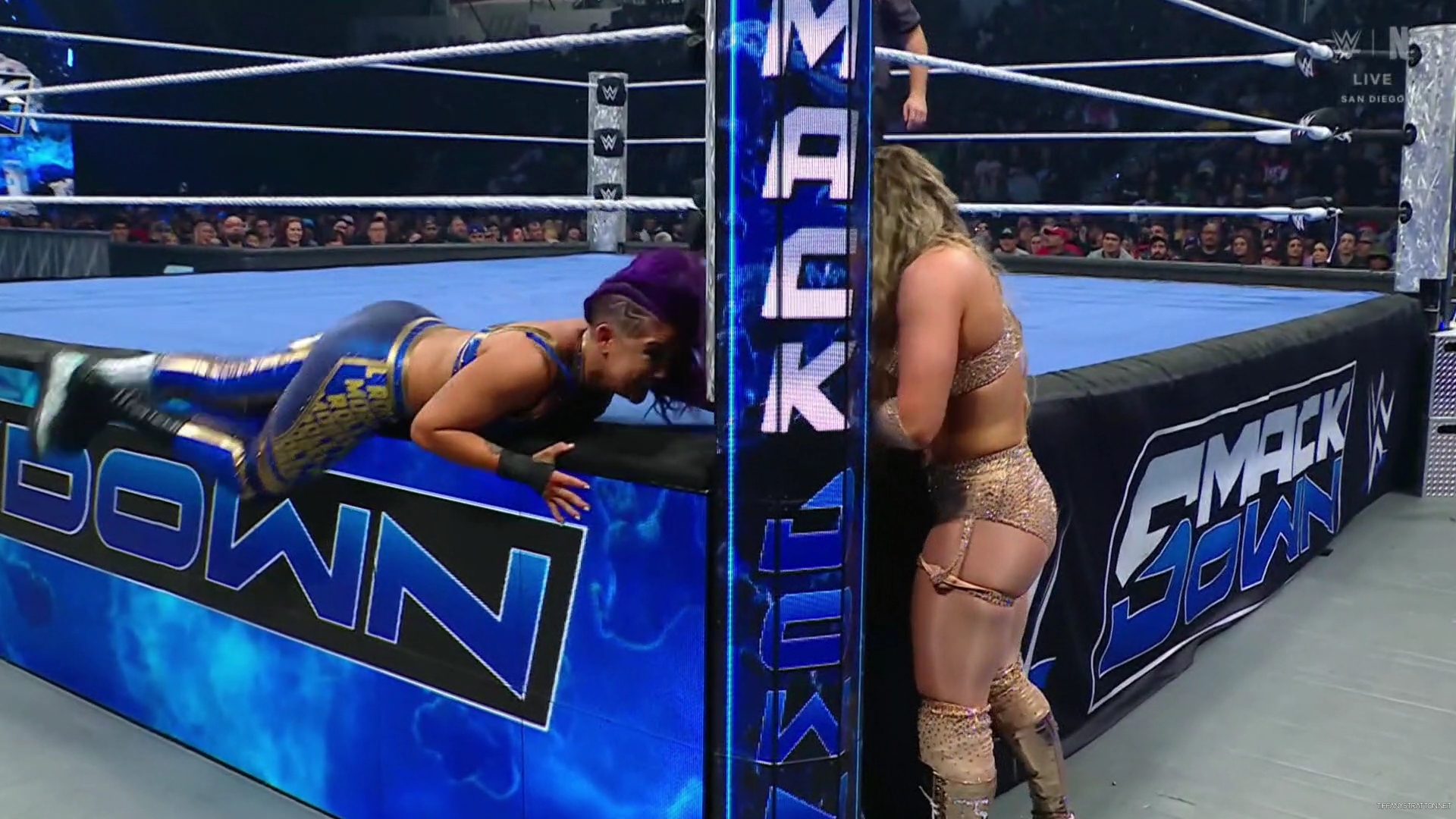WWE_Friday_Night_SmackDown_2025_01_17_1080p_NETFLiX_h264-Star_mp40643.jpg