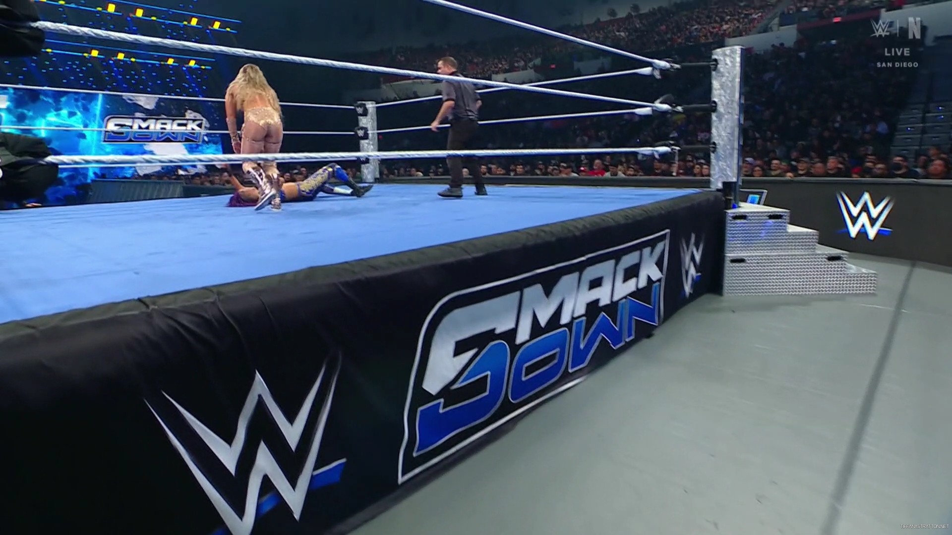WWE_Friday_Night_SmackDown_2025_01_17_1080p_NETFLiX_h264-Star_mp40693.jpg