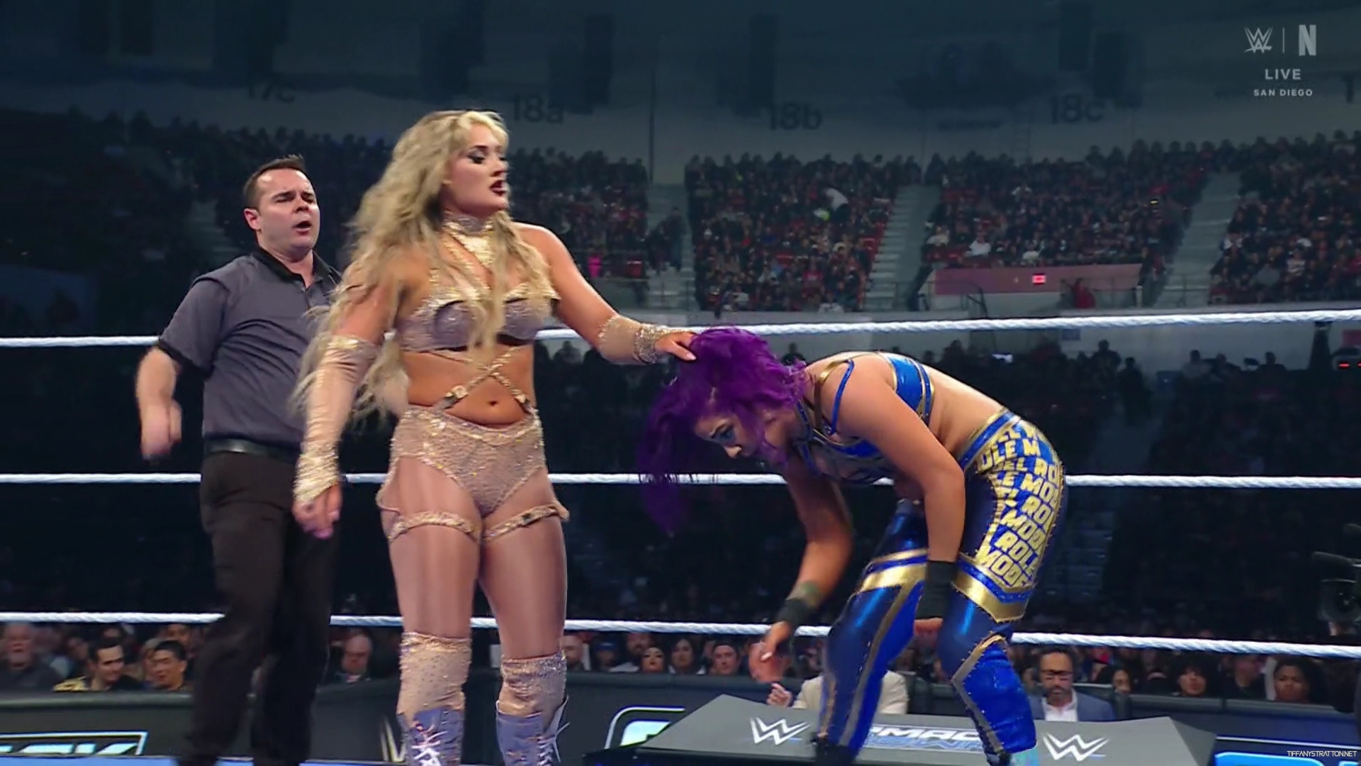 WWE_Friday_Night_SmackDown_2025_01_17_1080p_NETFLiX_h264-Star_mp40720.jpg