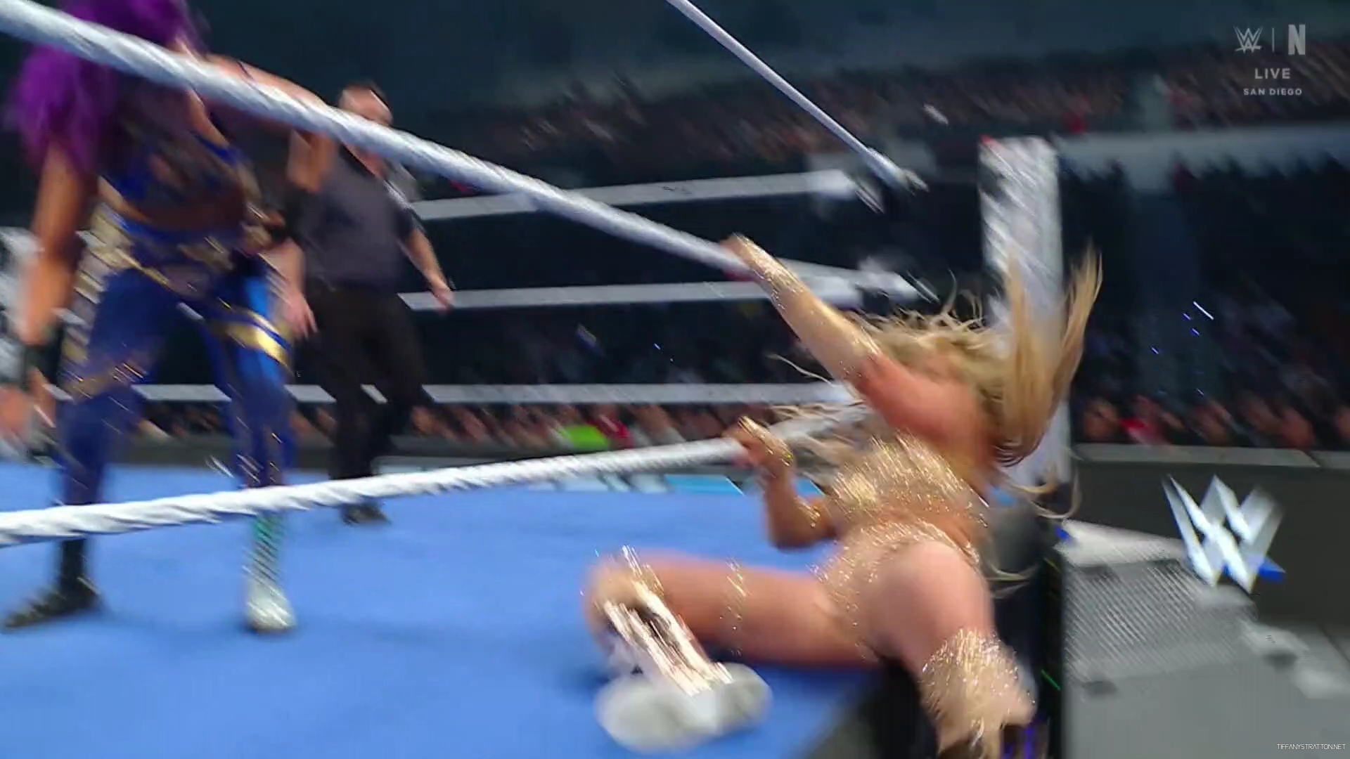 WWE_Friday_Night_SmackDown_2025_01_17_1080p_NETFLiX_h264-Star_mp40850.jpg