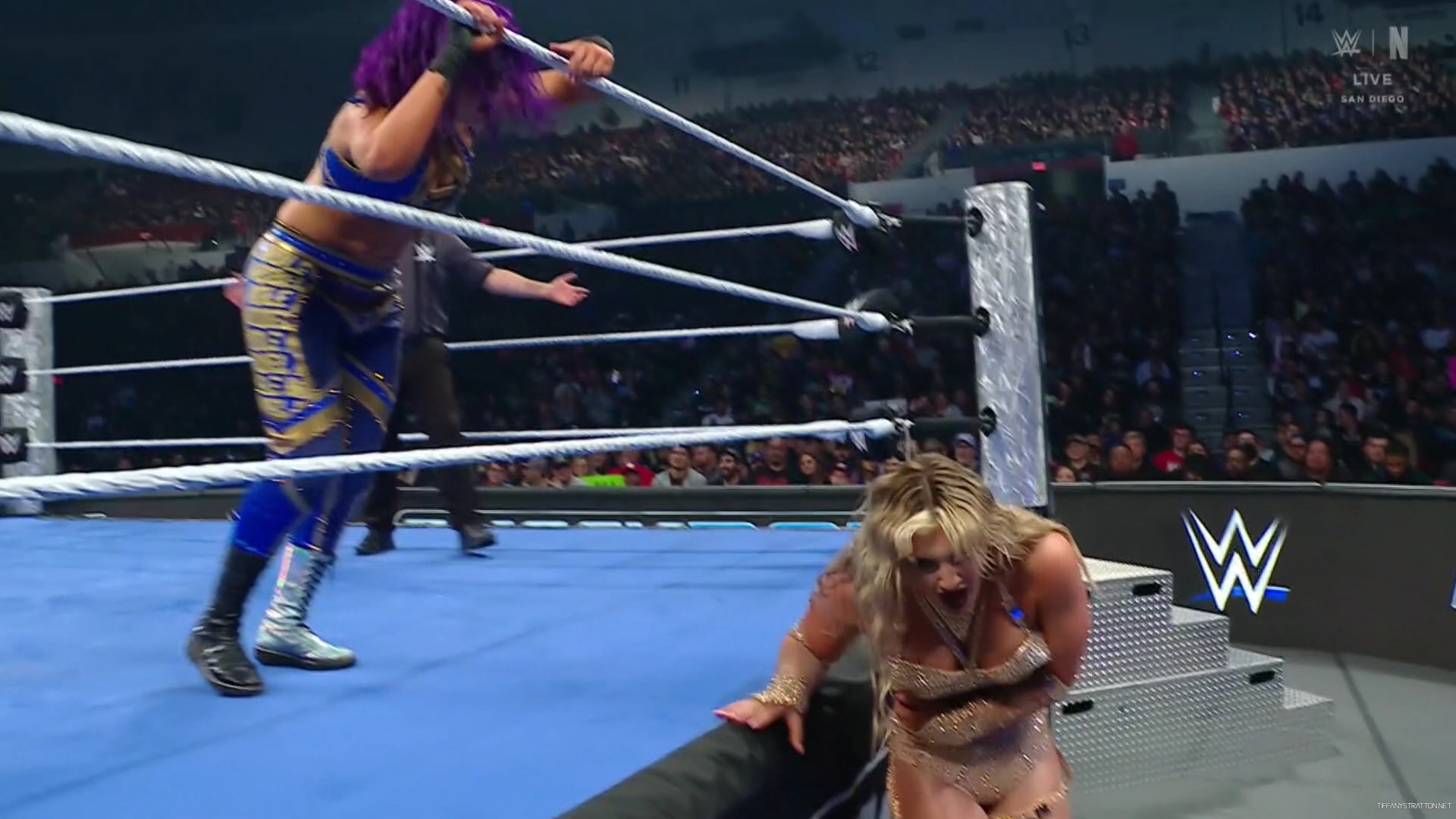 WWE_Friday_Night_SmackDown_2025_01_17_1080p_NETFLiX_h264-Star_mp40852.jpg