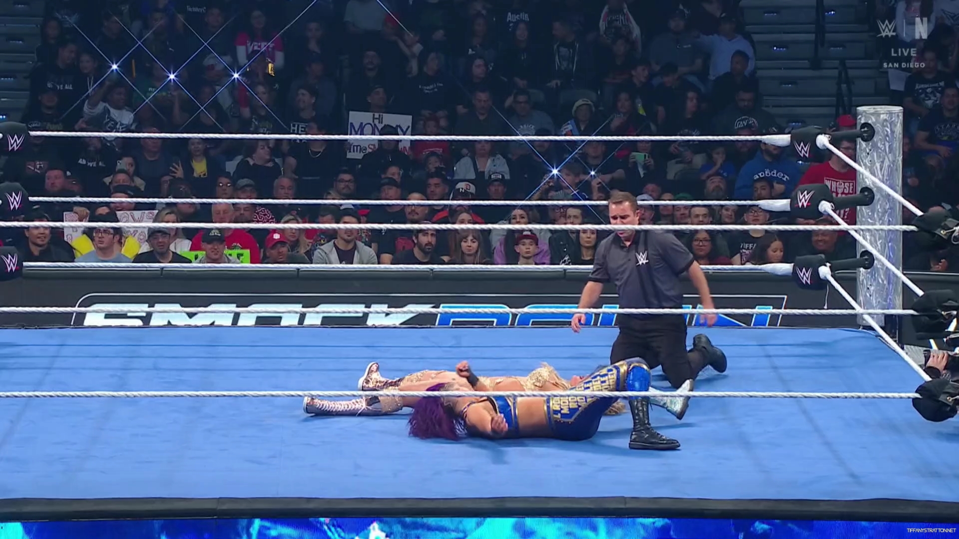 WWE_Friday_Night_SmackDown_2025_01_17_1080p_NETFLiX_h264-Star_mp41133.jpg