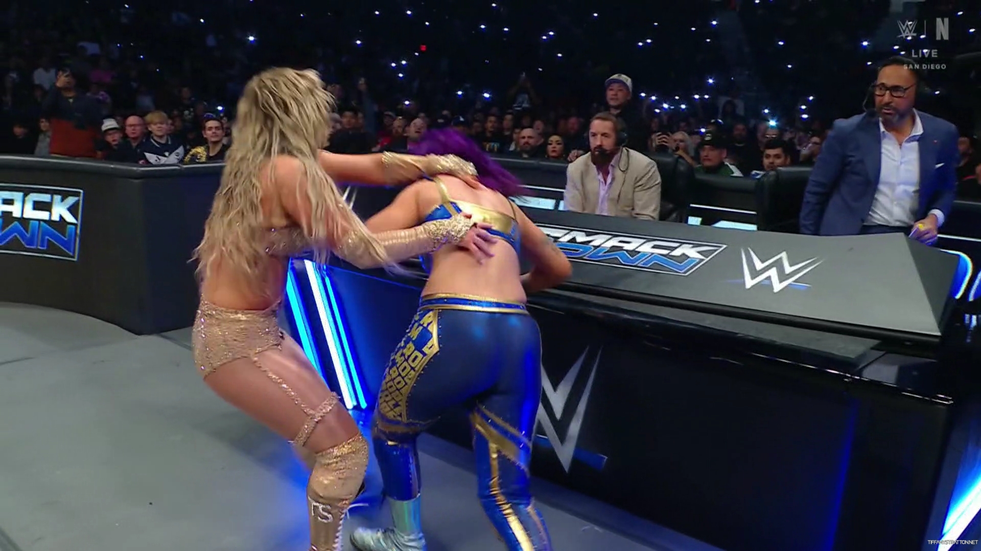 WWE_Friday_Night_SmackDown_2025_01_17_1080p_NETFLiX_h264-Star_mp41169.jpg