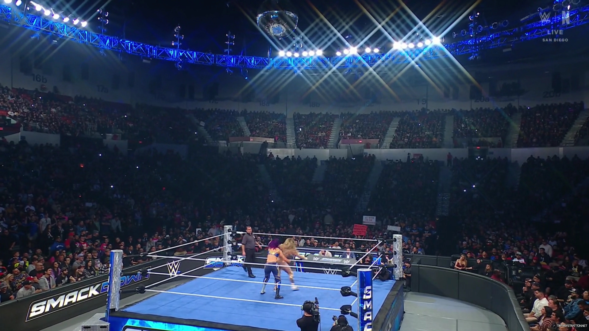 WWE_Friday_Night_SmackDown_2025_01_17_1080p_NETFLiX_h264-Star_mp41363.jpg