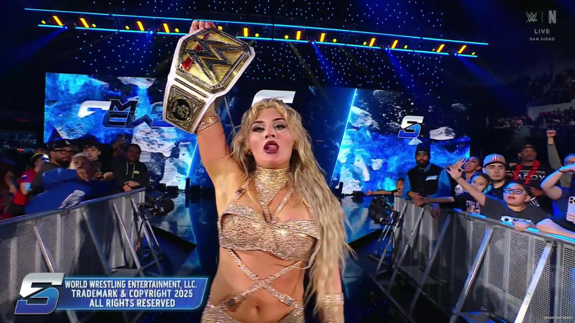 WWE_Friday_Night_SmackDown_2025_01_17_1080p_NETFLiX_h264-Star_mp41504.jpg