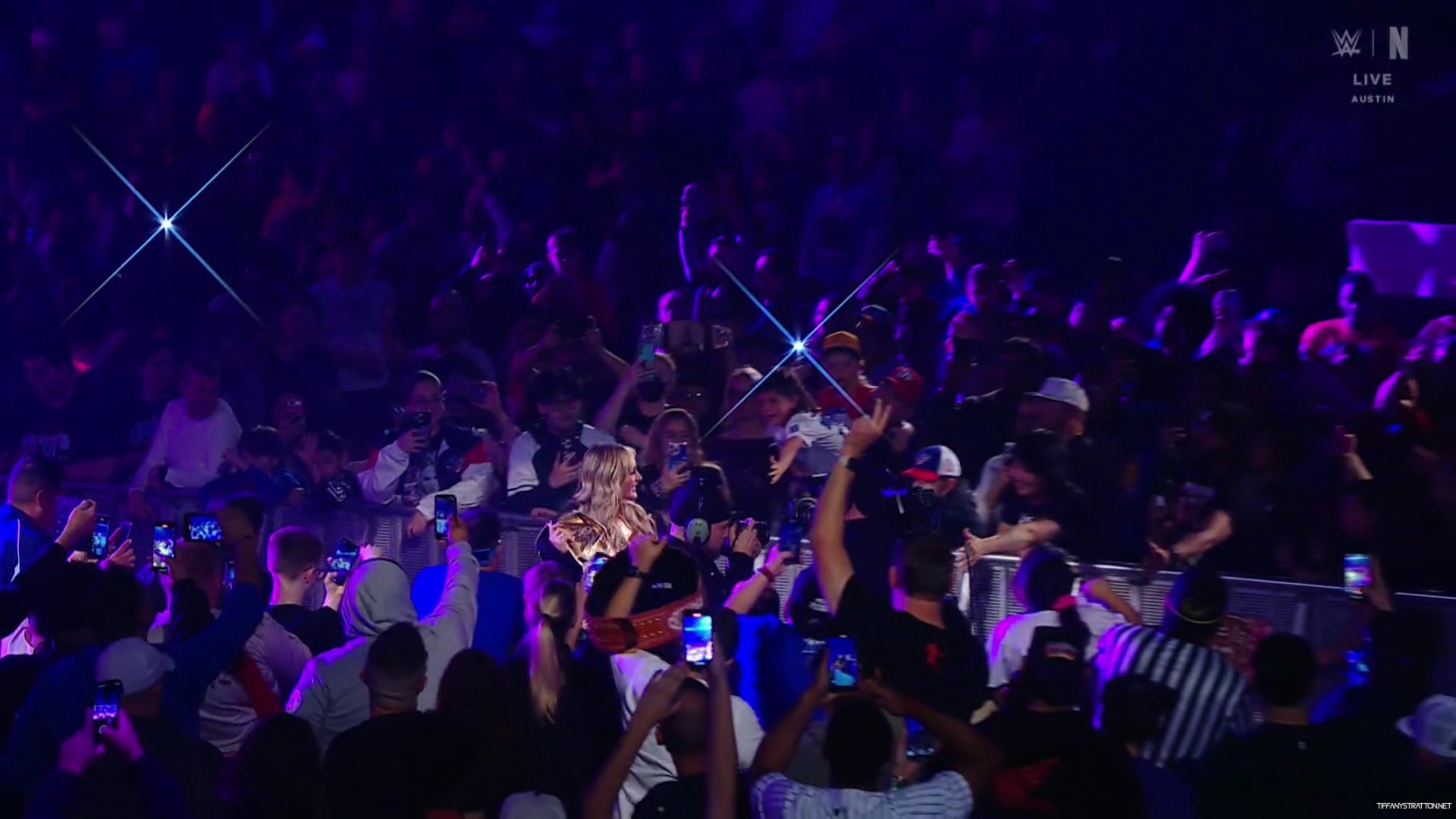 WWE_Friday_Night_SmackDown_2025_01_24_1080p_NETFLiX_CAP_h264-Star_mp40081.jpg