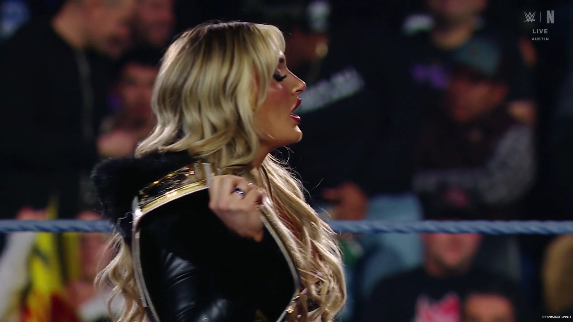 WWE_Friday_Night_SmackDown_2025_01_24_1080p_NETFLiX_CAP_h264-Star_mp40143.jpg
