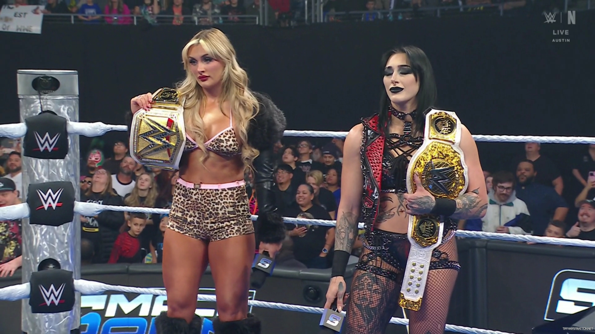 WWE_Friday_Night_SmackDown_2025_01_24_1080p_NETFLiX_CAP_h264-Star_mp40477.jpg