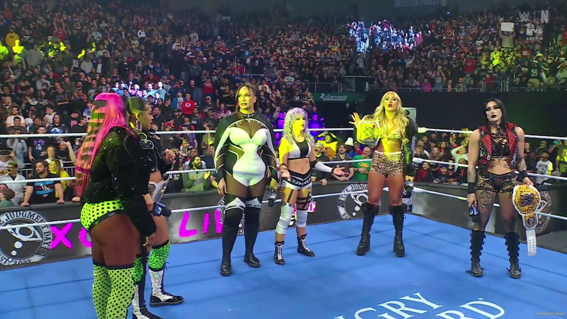 WWE_Friday_Night_SmackDown_2025_01_24_1080p_NETFLiX_CAP_h264-Star_mp40530.jpg